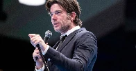 Comedian John Mulaney brutally roasts SF techies at Dreamforce